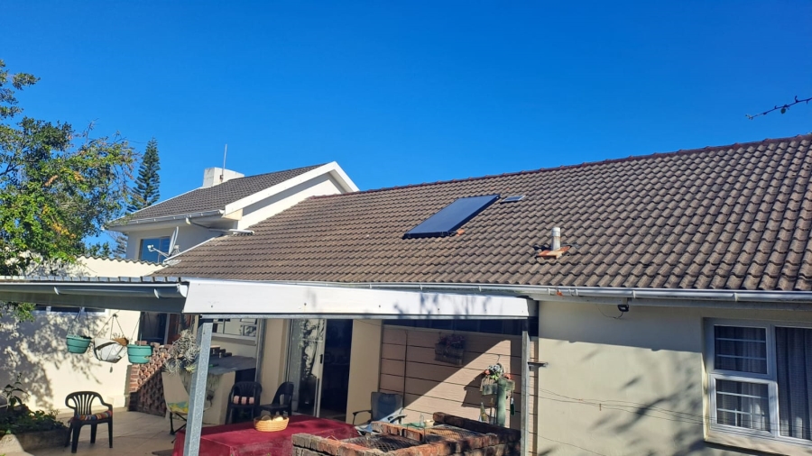 4 Bedroom Property for Sale in Beacon Bay Eastern Cape